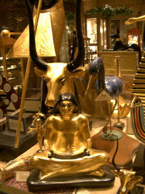 More Treasures in the Giza Galleria: Capitalism in Action