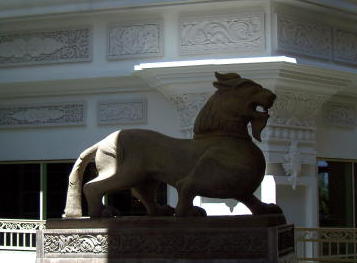 Lion statue guarding the entrance of the Mandalay Bay Hotel and Casino
